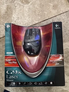 Logitech G9x Wired USB Laser Gaming Mouse w/Wide grip Disc & Manuals NO Weights - Picture 1 of 2