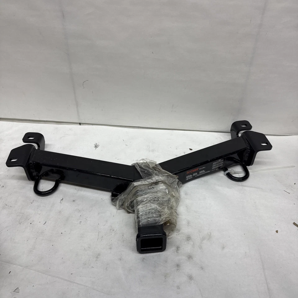 Enganche de remolque de montaje delantero Curt 31082 para Honda Ridgeline Foto 1 de 4