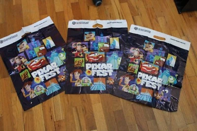 Disneyland PIXAR FEST Bolsa de Compras de Plástico 20” X 16” Raro Difícil de Encontrar Lote de 3 Foto 1 de 4