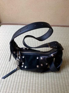 Bolso de Hombro Zadig & Voltaire Le Cecilia Tachonado/Mezclado Cuero Negro Usado Japón - Imagen 1 de 9