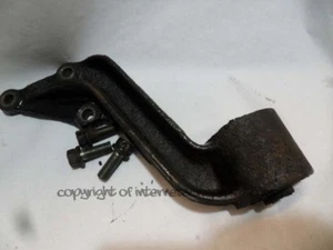 Suzuki Vitara 2.0 TD RF MK1 Facelift 88-98 front diff axle mount bracket - Picture 1 of 3