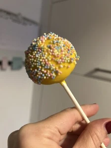 1 X Stück Cake Pops Schoko, Zitrone, Red Velvet - Bild 1 von 8