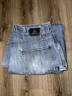 Levis Silvertab Carpenter 36 W x 32 L   Cuff Wear - Image 1 of 4