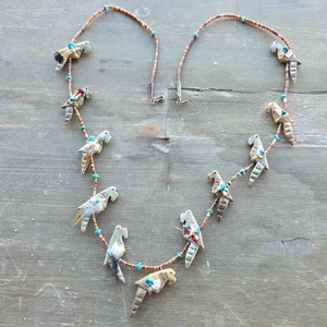 Collar fetiche pájaro tallado a mano de colección de los años 80 por el artista navajo Ron Upshaw - Imagen 1 de 11