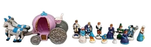 Vintage 1996 15 Stk. Trendmasters Cinderella Castle Lot - Kutsche, Pferde & Figuren  - Bild 1 von 16
