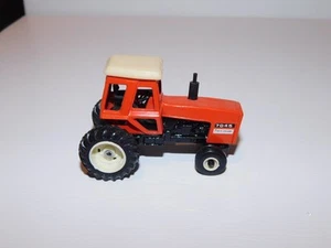 ERTL Die Cast RED WHITE ALLIS CHALMERS 7045 2WD Tractor 1/64 - Picture 1 of 5
