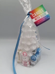Kerze Tanne Tannenbaum weiß Diode Weihnachtsbaum mit Geschenken Weihnachten Deko - Bild 1 von 5