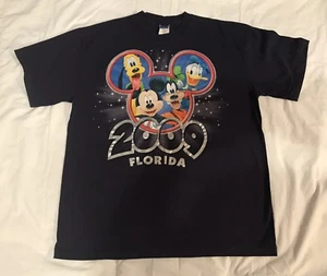 Camiseta conmemorativa de Disney 2009 ~ XL ~ Mickey ~ Donald ~ Plutón ~ Goofy - Imagen 1 de 1