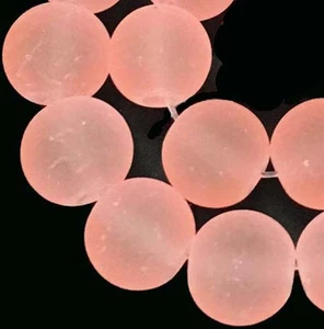 25 Frosted Sea Glass Round / Rocaille Beads Matte - light Salmon 8mm - Picture 1 of 3