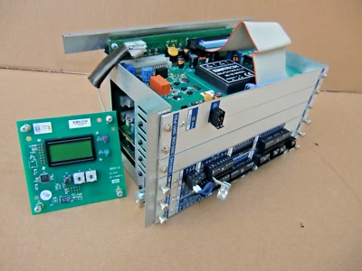 HARMS+WENDE GENIUS HWI 516WA 480 SERVO SOLDADOR CONTROL RACK, P/N: NSG353/76472029 Foto 1 de 4