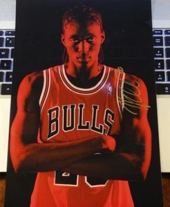TONY SNELL CHICAGO BULLS SIGNED 8X12 PHOTO BUCKS NBA!!! - Picture 1 of 1