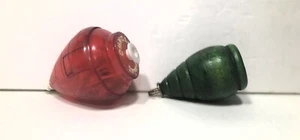 Duncan Imperial Red & Wooden Green Spinning Tops Toys w/ Rope Bundle - Picture 1 of 4