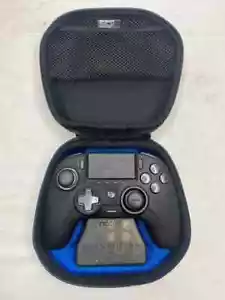 Nacon PS4 Revolution Unlimited Pro Controller - Picture 1 of 7