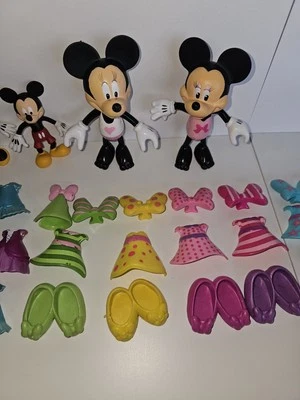 Minnie Mouse Bowtique Muñecas de Vestir Estilo Snap N Lote Zapatos Accesorios Juguetes Foto 1 de 4