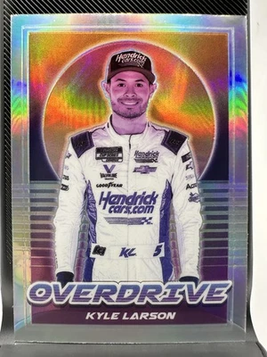 2022 Chronicles Overdrive Holo Prizm #20 Kyle Larson Hendrick Motorsports - Image 1 of 4