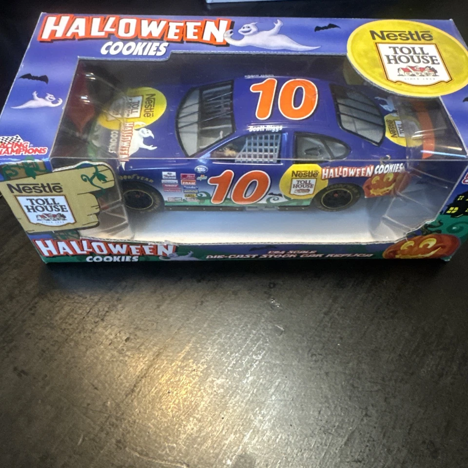 Coche de carreras NASCAR Scott Riggs #10 Halloween Nestlé 1:24 Foto 1 de 4