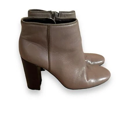 Botines Tory Burch Bowie de cuero con tacón topo talla 6,5 Foto 1 de 4