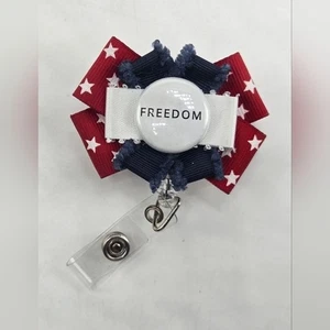 OOAK handgefertigt Freiheit Abzeichen Rolle TPUSA Charlie Kirk Ausweis Schlüsselband Namensschild Halter - Bild 1 von 3