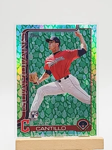 2025 Topps Series 1 #318 Joey Cantillo RC Holiday Easter Green Foil - Picture 1 of 2