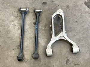 2014-2017 Acura RLX Rear Right Pass Side Upper & Lower Control Arm Set 1588 OEM - Picture 1 of 7