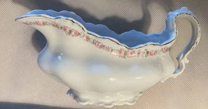 Vintage JOHNSON BROS Pink Roses GRAVY BOAT Gold Rim ENGLAND Semi-Porcelain - Picture 1 of 8
