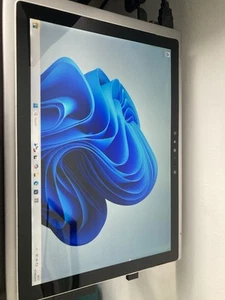 Microsoft Surface Pro 4 (128GB SSD, Intel Core i5-6300U, 4GB RAM) Wi-Fi - Afbeelding 1 van 7