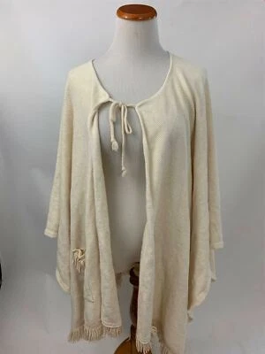 Poncho envolvente HESS NATUR marfil 100% algodón con flecos Foto 1 de 4