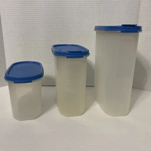 Lot of 3 pieces of Tupperware with lids Cornflower Blue 4-3/4C 7-1/4C 9-3/4C - Picture 1 of 24