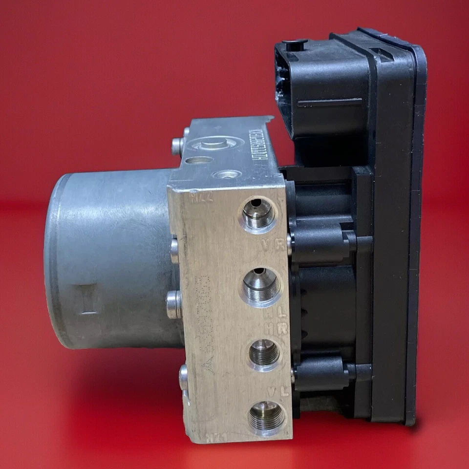 Восстановленный модуль тормозного насоса ABS 2014–2017 Fiat 500 | 51920753 - Изображение 1 из 4