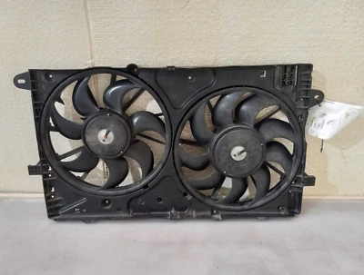 Ventilador de refrigeración del radiador Buick Regal 2014-2017 2,0 L P/N 16452095 pieza original OEM Foto 1 de 4