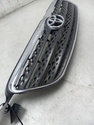 04 05 06 07 08 TOYOTA COROLLA CE REJILLA SUPERIOR CHAPADA Foto 1 de 4