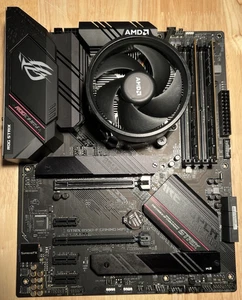 CPU+Motherboard+RAM Combo:ASUS ROG STRIX B550-F GAMING WIFI II + R7 3700X + 16GB - Picture 1 of 24