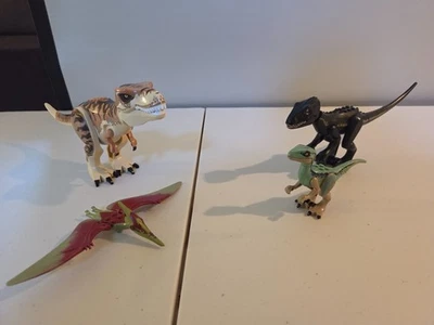 Lote de dinossauros LEGO Jurassic World - Imagem 1 de 4