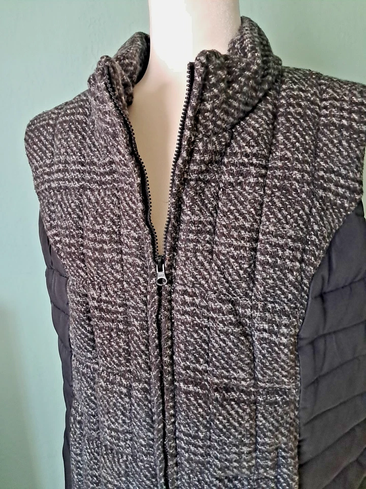 2X Chaleco acolchado a cuadros negro con cremallera tallado con volantes para mujer Foto 1 de 4