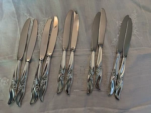 International Hope Chest SILVER WIND Silverplate 1955  Knives (sets of 2) - Picture 1 of 2