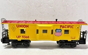 Lionel Union Pacific UP 9368 Bay Window Caboose LN (FARR 2) LOOK! - Picture 1 of 14