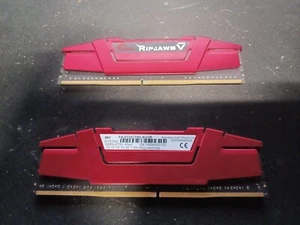 G.Skill Ripjaws V Series 16GB (2 x 8GB) 288-Pin DDR4 SDRAM DDR4 2400 (PC4 19200) - Picture 1 of 2