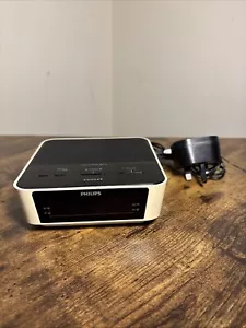 Philips Dual Alarm Auto Tune FM Clock Radio - White AJ3115 - Picture 1 of 3