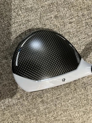Derecha Como Nueva TaylorMade SIM 7 Madera 21* Ventus Azul 5A Eje Senior con Cubierta de Cabeza Foto 1 de 4