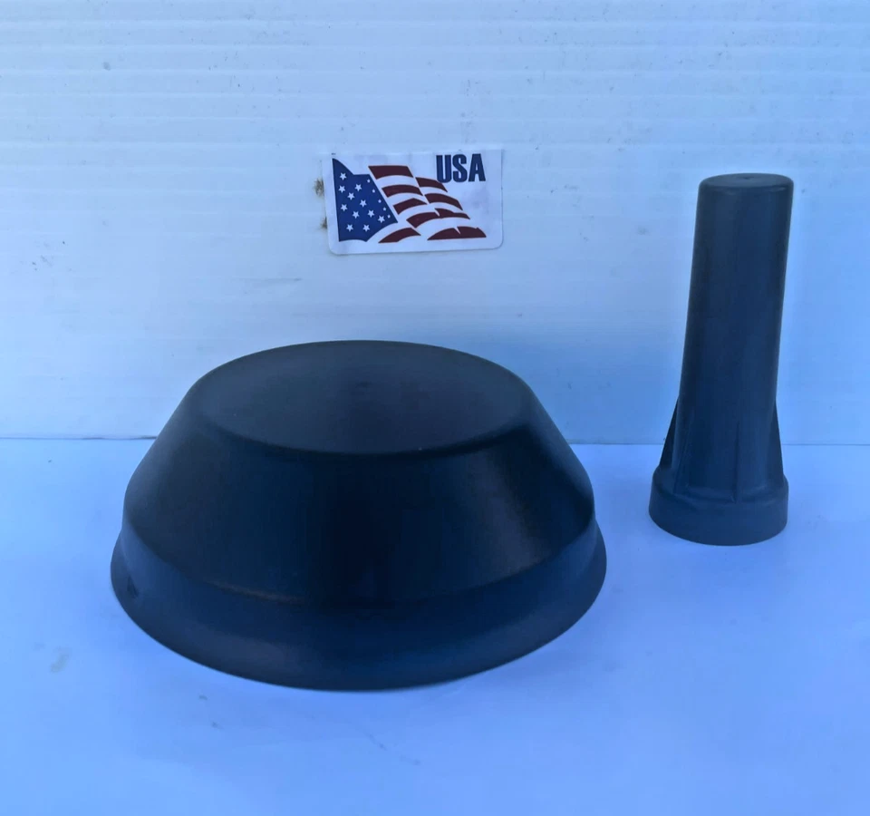 2 LOT MAGNETIC POLICE ANTENNA P71 CROWN VICTORIA / IMPALA /Dodge Charger/Taurus - Image 1 of 4