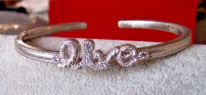 JUDITH RIPKA 'LIVE' SILVER CUFF SIZE M 7.5 NWOT - Picture 1 of 9