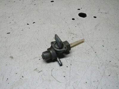 Kawasaki Vulcan VN700 700 VN700A 1985 gasolina combustible Petcock Foto 1 de 4