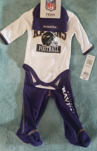 Baltimore Ravens NFL baby boys Size Long Sleeve Shirt,  Pants & hat Set 0-3mos Cover