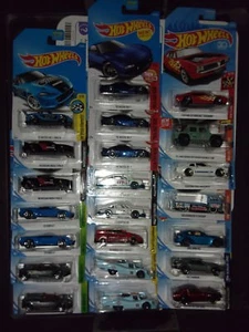 HOT WHEELS 2018 LOT OF 22 CARS MINT - Picture 1 of 3