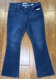 Levis Signature Jeans Womens 18 Mid Rise Bootcut Dark Blue Denim Stretch Cowgirl - Picture 1 of 5