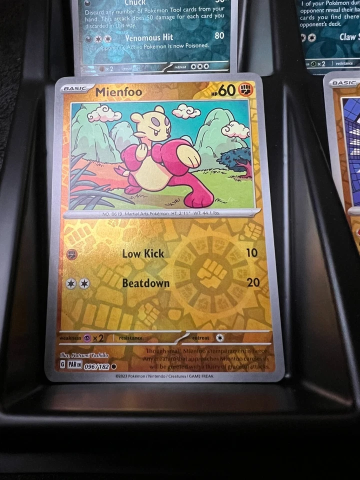 Mienfoo 096/182 Sv04: Paradox Rift Reverse Holo - Image 1 of 1