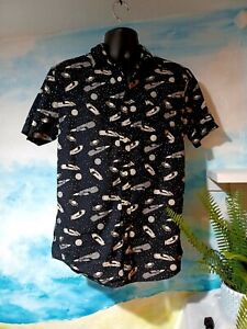 Urban Pipeline mens flying car shirt, great condition, size M