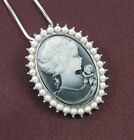 Pendentif collier camée femme vintage st gris perle blanche neuf