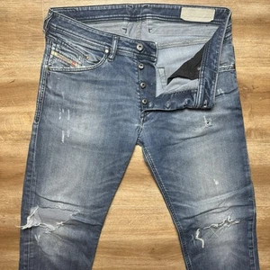 Diesel Jeans Men 32x32 Blue Belther Regular Slim Tapered Stretch Destroyed R842R - Picture 1 of 12