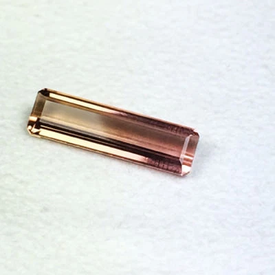 3.90cts Ravishing Color Natural Bicolor Tourmaline Octagon Loose Gemstone - Image 1 of 3